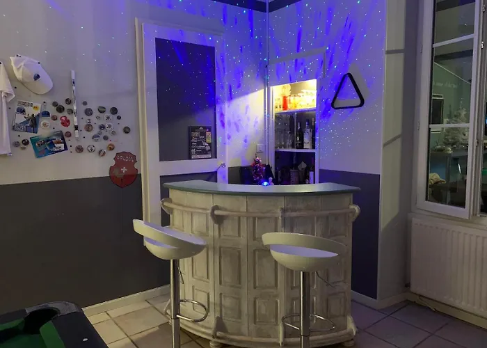 Grande Familliale Pour 4 A 5 Personnes *