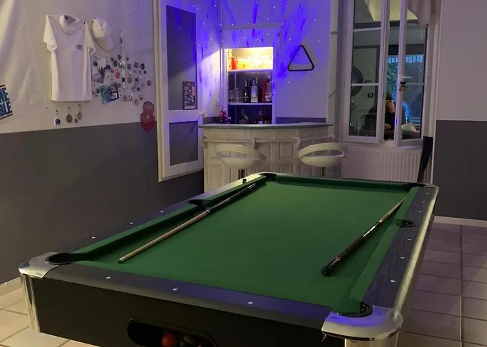 Grande Familliale Pour 4 A 5 Personnes Chef-Boutonne